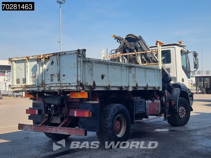 Camion benne, Camion grue Iveco Trakker 310 4X4 Atlas 145.2-A2 Kran Crane 4x4 Big axle 6m3 3 sided tipper Euro 4: photos 12 Camion benne, Camion grue Iveco Trakker 310 4X4 Atlas 145.2-A2 Kran Crane 4x4 Big axle 6m3 3 sided tipper Euro 4: photos 12