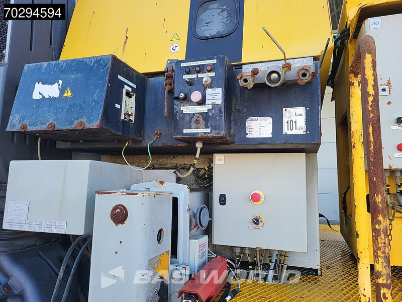 Camion grue Iveco Trakker 350 Trakker 6X4 AMV ARBPL 10.5M Hubarbeitsbühne Manual Big-Axle Euro 3: photos 12