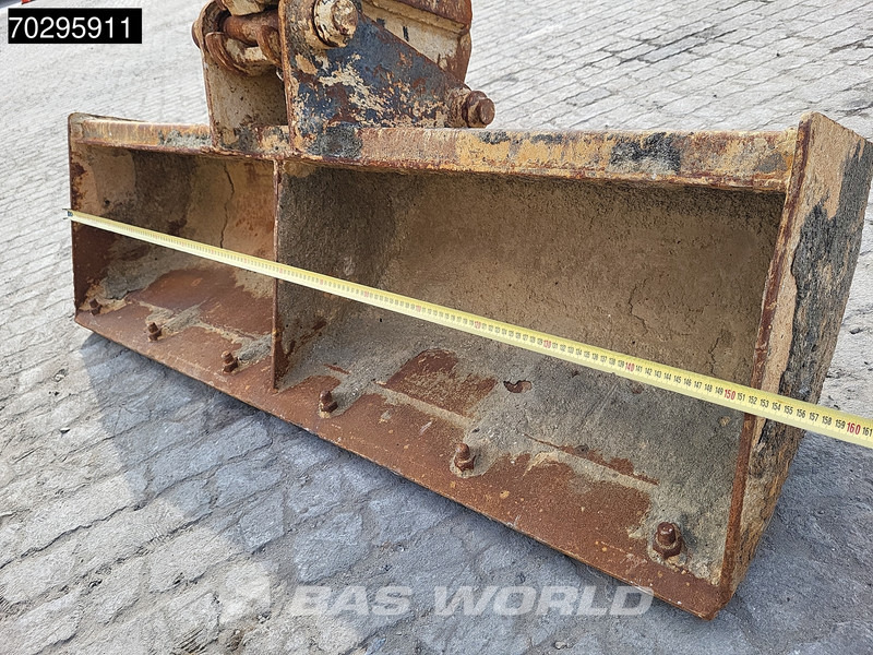 Mini pelle JCB 50Z-2 3 BUCKETS: photos 15