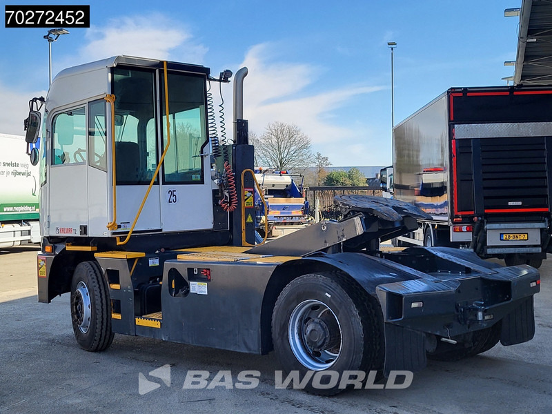 Kalmar T2 T2 4X2 Terminal Tractor Euro 6 - Tracteur portuaire: photos 2 Kalmar T2 T2 4X2 Terminal Tractor Euro 6 - Tracteur portuaire: photos 2