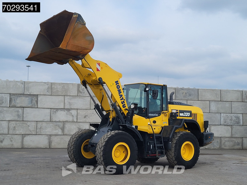 Komatsu WA320-8E0 WB 320-8E0 - Chargeuse sur pneus: photos 2 Komatsu WA320-8E0 WB 320-8E0 - Chargeuse sur pneus: photos 2