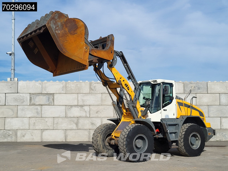 Liebherr L538 - Chargeuse sur pneus: photos 3 Liebherr L538 - Chargeuse sur pneus: photos 3