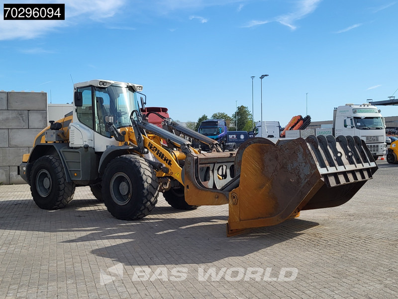 Chargeuse sur pneus Liebherr L538: photos 9 Chargeuse sur pneus Liebherr L538: photos 9