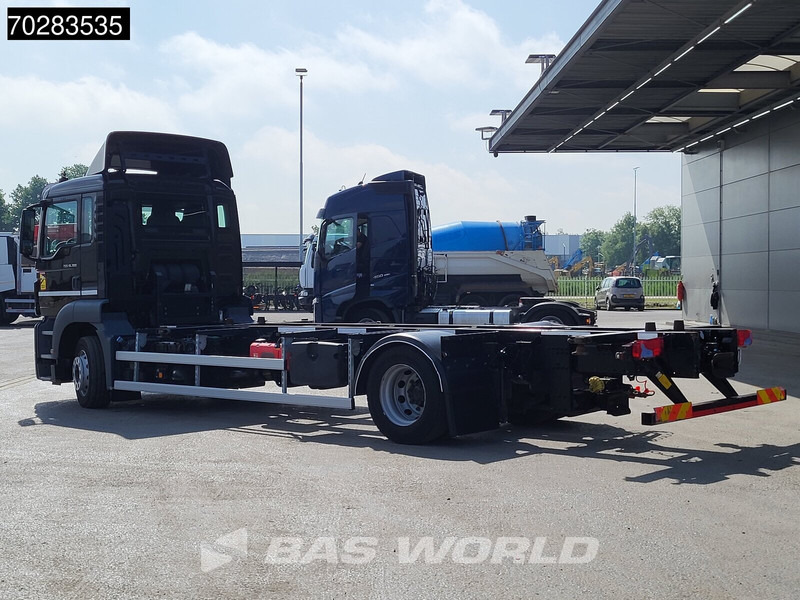 MAN TGS 18.360 834 4X2 19tonner BDF Automatic Navi Euro 6 - Camion porte-conteneur/ Caisse mobile: photos 2 MAN TGS 18.360 834 4X2 19tonner BDF Automatic Navi Euro 6 - Camion porte-conteneur/ Caisse mobile: photos 2