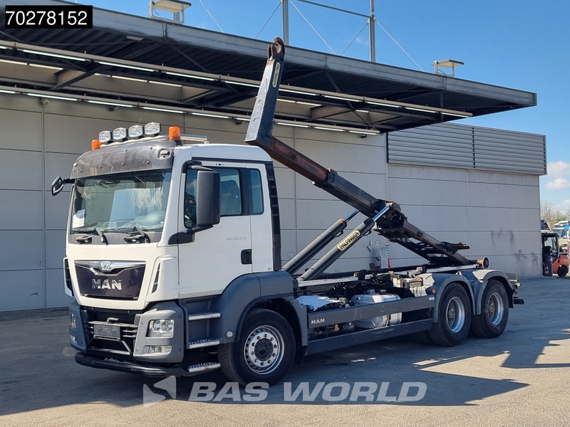MAN TGS 33.440 6X4 20tons Palfinger T20-31 MPA hooklift Big-Axle Euro 6 - Camion ampliroll: photos 1 MAN TGS 33.440 6X4 20tons Palfinger T20-31 MPA hooklift Big-Axle Euro 6 - Camion ampliroll: photos 1