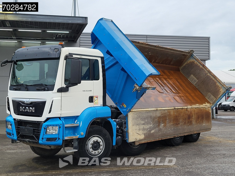MAN TGS 35.440 8X4 14m3 Meiller 2-way tipper Automatic Big-Axle Steelsuspension Euro 6 - Camion benne: photos 3 MAN TGS 35.440 8X4 14m3 Meiller 2-way tipper Automatic Big-Axle Steelsuspension Euro 6 - Camion benne: photos 3