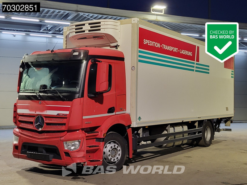 Mercedes-Benz Antos 1830 4X2 Mitsubishi TDJ430D cooler 1500kg Ladebordwand Automatic Euro 6 - Camion frigorifique: photos 1 Mercedes-Benz Antos 1830 4X2 Mitsubishi TDJ430D cooler 1500kg Ladebordwand Automatic Euro 6 - Camion frigorifique: photos 1