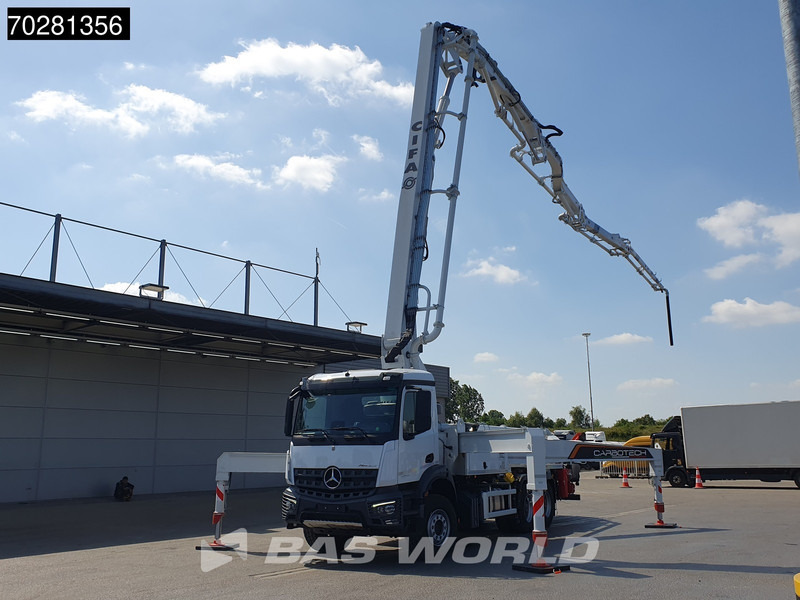Mercedes-Benz Arocs 3343 6X4 CIFA K40H Carbotech Pump 5 arm Big-Axle Navi Euro 6 - Camion pompe: photos 5 Mercedes-Benz Arocs 3343 6X4 CIFA K40H Carbotech Pump 5 arm Big-Axle Navi Euro 6 - Camion pompe: photos 5