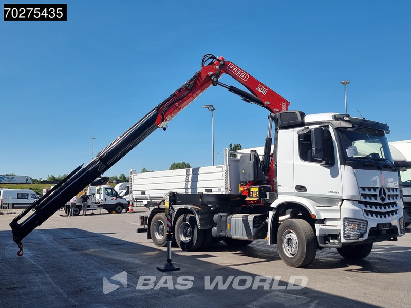 Mercedes-Benz Arocs 3348 6X4 Fassi F255A2.24 Kran Crane 9m3 3-Sided Tipper Big-Axle Euro 6 - Camion benne, Camion grue: photos 5 Mercedes-Benz Arocs 3348 6X4 Fassi F255A2.24 Kran Crane 9m3 3-Sided Tipper Big-Axle Euro 6 - Camion benne, Camion grue: photos 5
