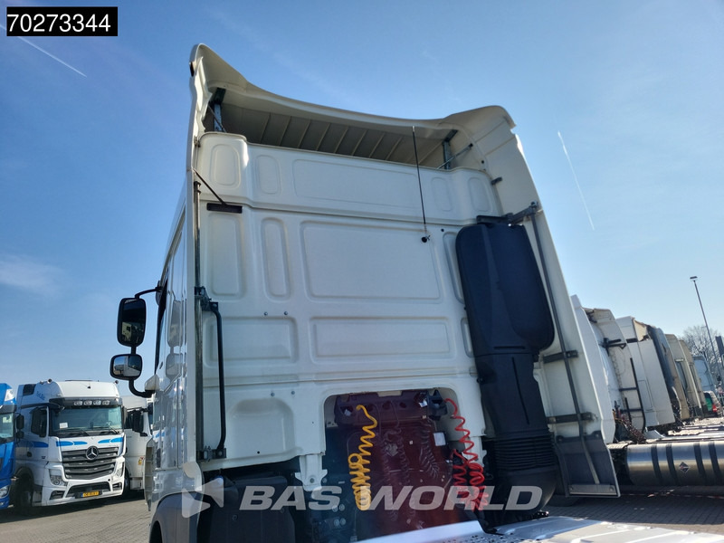 DAF XF 440 4X2 NL-Truck SSC Retarder 2X Tanks - Tracteur routier: photos 3 DAF XF 440 4X2 NL-Truck SSC Retarder 2X Tanks - Tracteur routier: photos 3