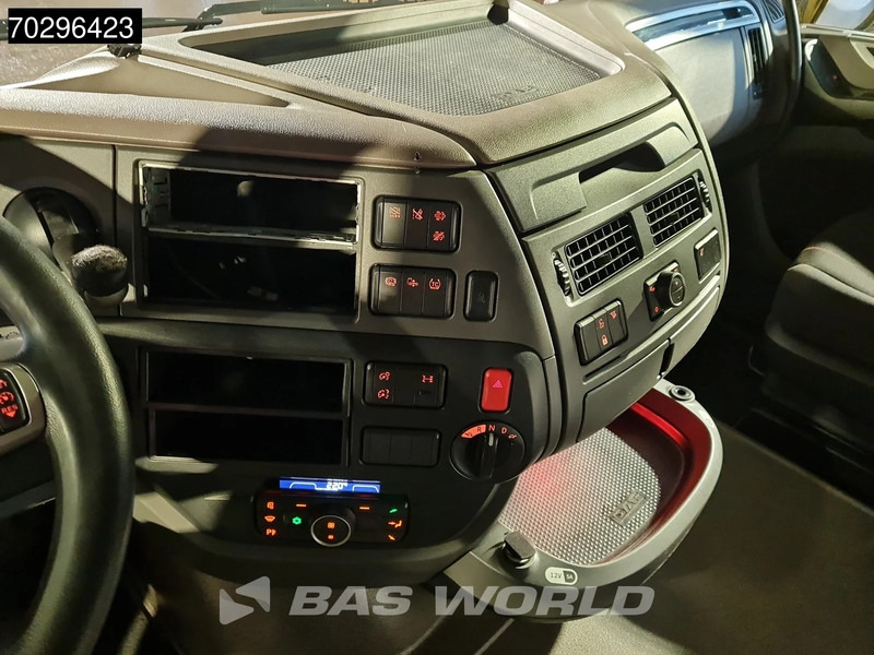 Tracteur routier DAF XF 480 4X2 SSC Euro 6: photos 17