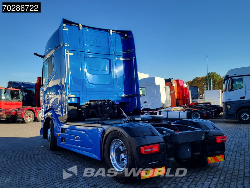 DAF XG+ 530 4X2 Standklima Alcoa's LED ACC Euro 6 - Tracteur routier: photos 2 DAF XG+ 530 4X2 Standklima Alcoa's LED ACC Euro 6 - Tracteur routier: photos 2