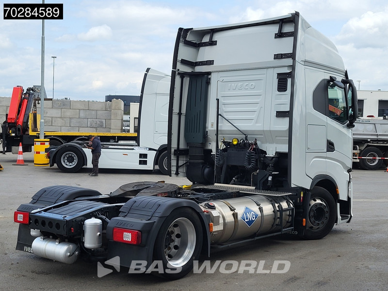 Iveco S-Way 460 4X2 LNG Mega Retarder 2x Tanks Navi - Tracteur routier: photos 5 Iveco S-Way 460 4X2 LNG Mega Retarder 2x Tanks Navi - Tracteur routier: photos 5