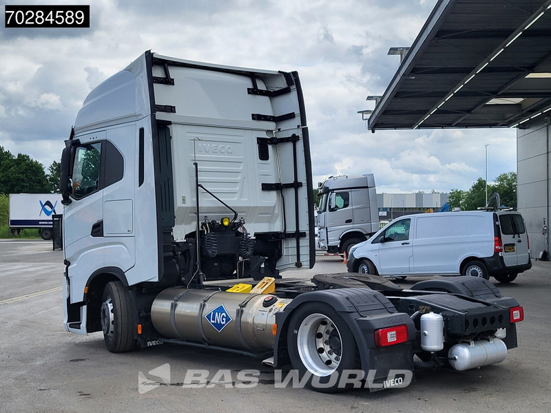 Iveco S-Way 460 4X2 LNG Mega Retarder 2x Tanks Navi - Tracteur routier: photos 2 Iveco S-Way 460 4X2 LNG Mega Retarder 2x Tanks Navi - Tracteur routier: photos 2