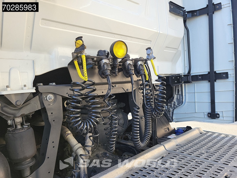 Iveco S-Way 490 4X2 Retarder Standklima 2xTanks Navi ACC LED Euro 6 - Tracteur routier: photos 5 Iveco S-Way 490 4X2 Retarder Standklima 2xTanks Navi ACC LED Euro 6 - Tracteur routier: photos 5