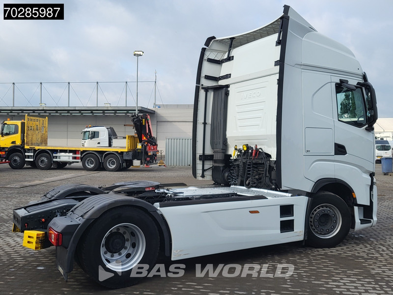 Iveco S-Way 490 4X2 Retarder Standklima 2xTanks Navi - Tracteur routier: photos 5 Iveco S-Way 490 4X2 Retarder Standklima 2xTanks Navi - Tracteur routier: photos 5