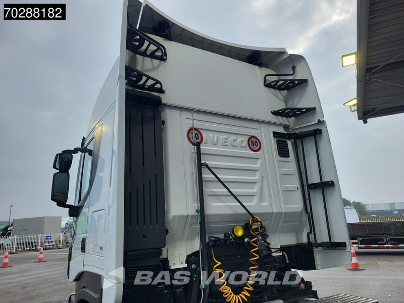 Iveco Stralis 400 4X2 BROKEN DIFFERENTIAL! LNG Retarder 2x Tanks ACC Euro 6 - Tracteur routier: photos 5 Iveco Stralis 400 4X2 BROKEN DIFFERENTIAL! LNG Retarder 2x Tanks ACC Euro 6 - Tracteur routier: photos 5