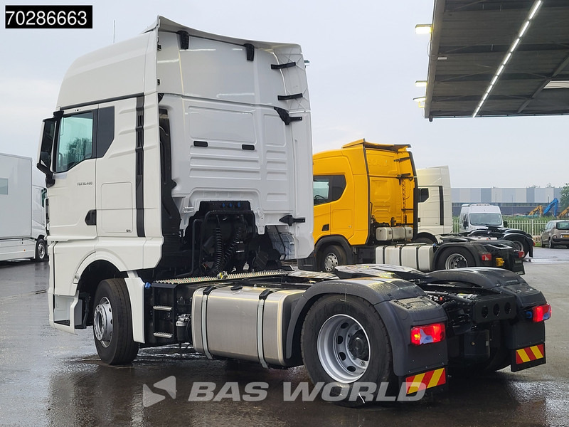 MAN TGX 18.480 4X2 NEW! GX LED 2xTanks Standklima LED ACC Euro 6 - Tracteur routier: photos 2 MAN TGX 18.480 4X2 NEW! GX LED 2xTanks Standklima LED ACC Euro 6 - Tracteur routier: photos 2