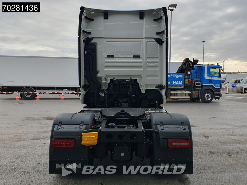 MAN TGX 18.480 4X2 NEW! GX Retarder 2x Tanks Standklima ACC Navi - Tracteur routier: photos 3 MAN TGX 18.480 4X2 NEW! GX Retarder 2x Tanks Standklima ACC Navi - Tracteur routier: photos 3