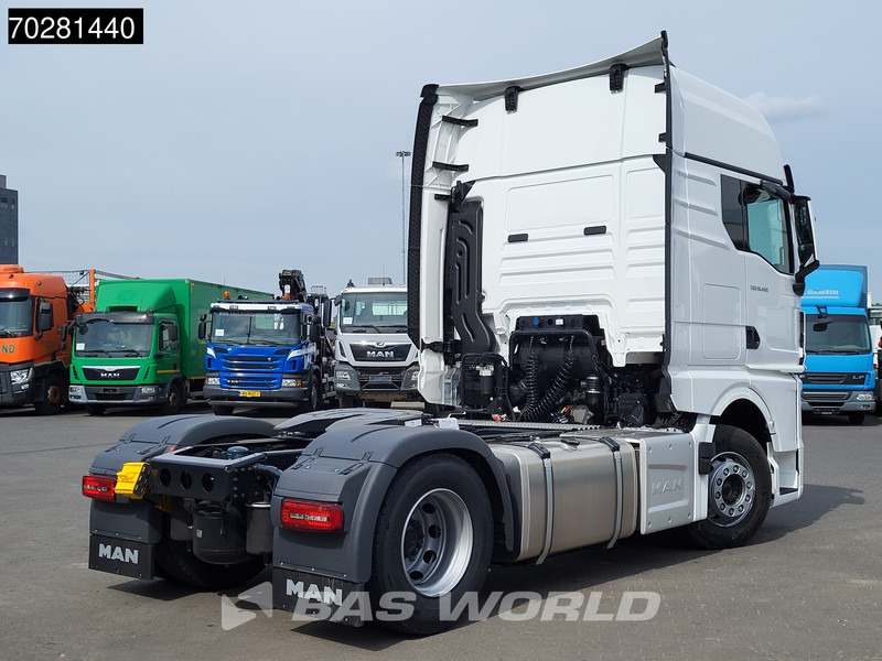 MAN TGX 18.480 4X2 NEW! GX Retarder 2x Tanks Standklima ACC Navi - Tracteur routier: photos 5 MAN TGX 18.480 4X2 NEW! GX Retarder 2x Tanks Standklima ACC Navi - Tracteur routier: photos 5