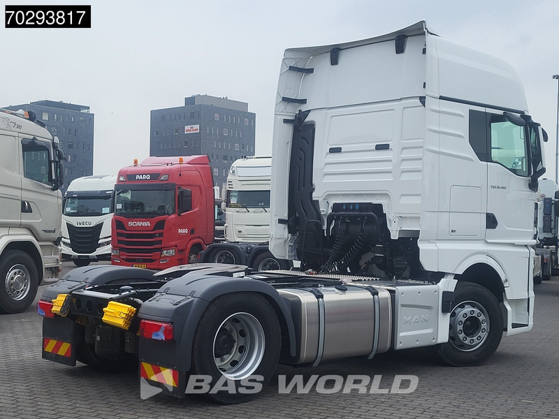 MAN TGX 18.480 4X2 NEW! GX Standklima LED 2xTanks ACC Euro 6 - Tracteur routier: photos 5 MAN TGX 18.480 4X2 NEW! GX Standklima LED 2xTanks ACC Euro 6 - Tracteur routier: photos 5
