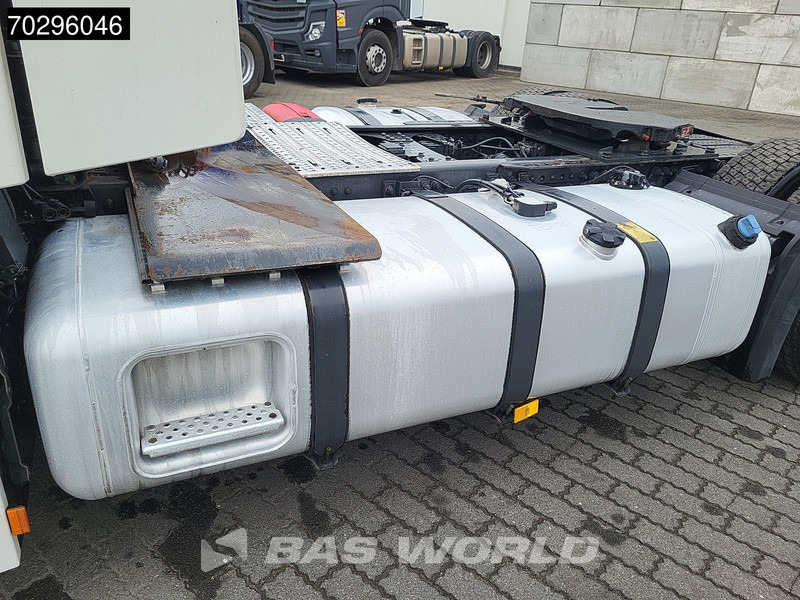 Tracteur routier Mercedes-Benz Actros 1842 Actros 4X2 GigaSpace NL-Truck Mega 2xTanks ACC Standklima Euro 6: photos 9