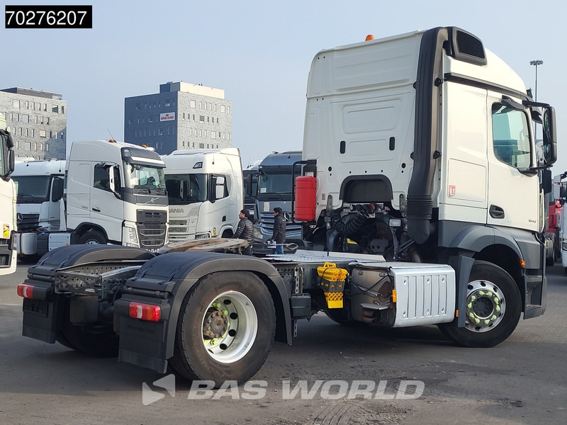 Mercedes-Benz Actros 1843 4X2 StreamSpace ADR Retarder PTO ACC Xenon - Tracteur routier: photos 5 Mercedes-Benz Actros 1843 4X2 StreamSpace ADR Retarder PTO ACC Xenon - Tracteur routier: photos 5