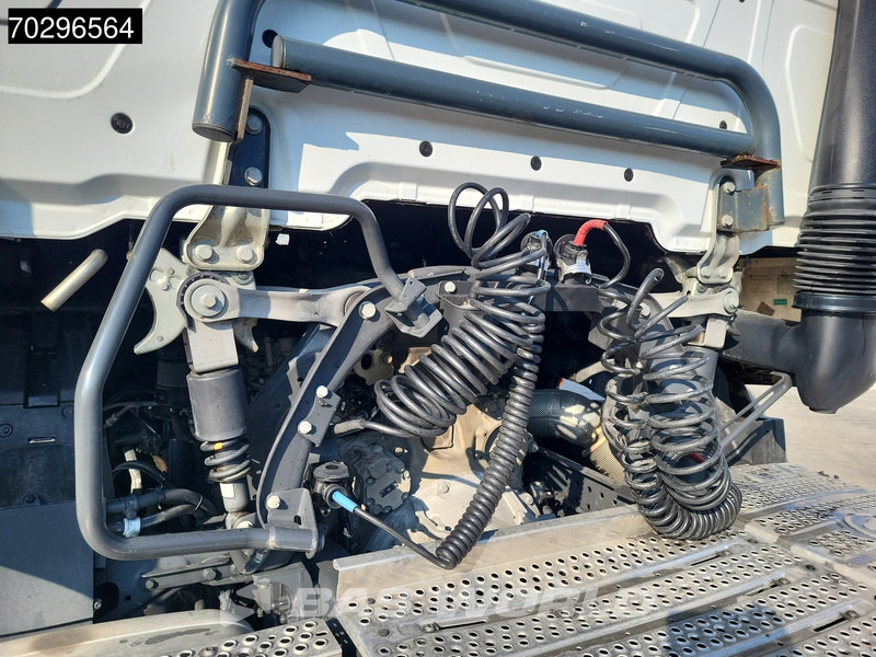 Mercedes-Benz Actros 1845 4X2 BigSpace 2xTanks Led Euro 6 - Tracteur routier: photos 5 Mercedes-Benz Actros 1845 4X2 BigSpace 2xTanks Led Euro 6 - Tracteur routier: photos 5