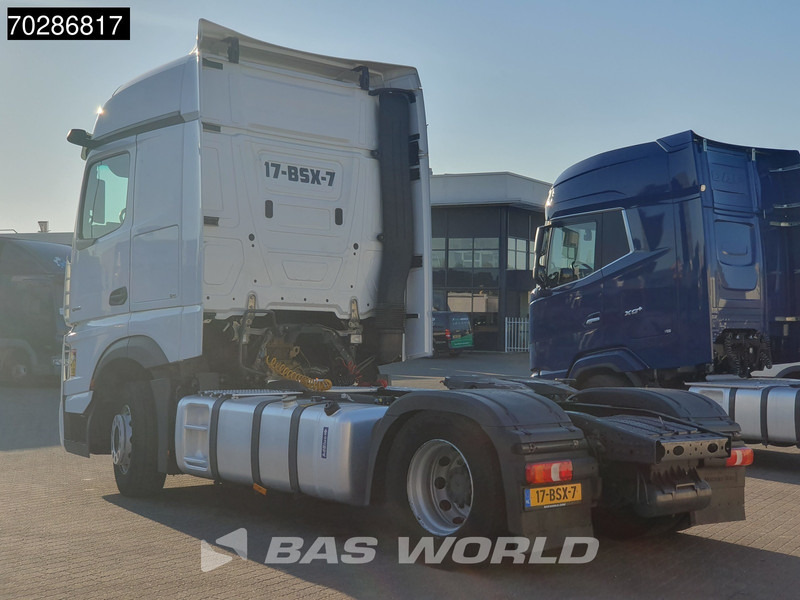 Mercedes-Benz Actros 1845 4X2 NL-Truck 2xTanks MirrorCam Navi Xenon Euro 6 - Tracteur routier: photos 2 Mercedes-Benz Actros 1845 4X2 NL-Truck 2xTanks MirrorCam Navi Xenon Euro 6 - Tracteur routier: photos 2