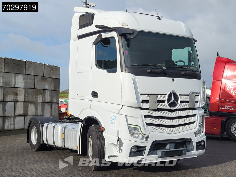 Mercedes-Benz Actros 1845 4X2 StreamSpace 2xTanks Standairco MirrorCam ACC Navi Euro 6 - Tracteur routier: photos 1 Mercedes-Benz Actros 1845 4X2 StreamSpace 2xTanks Standairco MirrorCam ACC Navi Euro 6 - Tracteur routier: photos 1
