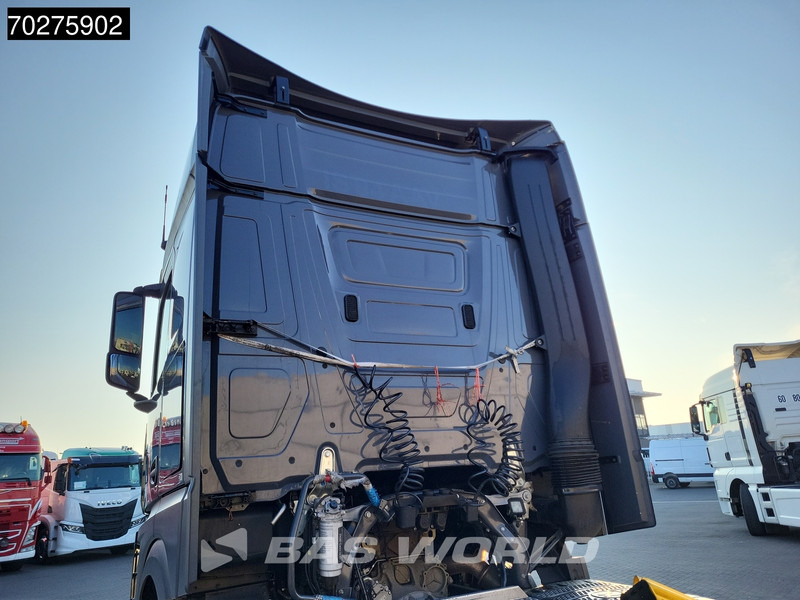 Mercedes-Benz Actros 1851 4X2 BigSpace 2x Tanks - Tracteur routier: photos 3 Mercedes-Benz Actros 1851 4X2 BigSpace 2x Tanks - Tracteur routier: photos 3