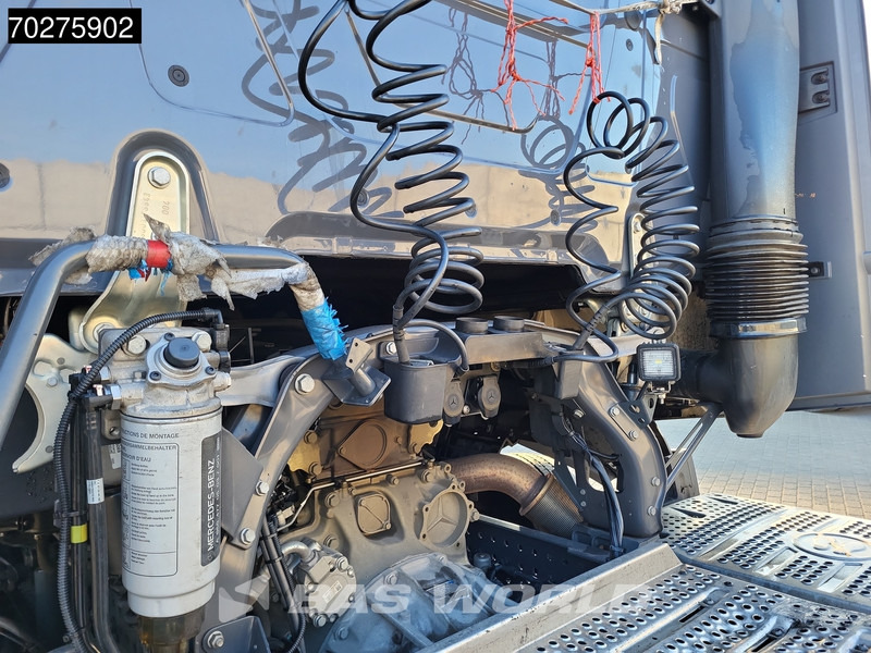 Mercedes-Benz Actros 1851 4X2 BigSpace 2x Tanks - Tracteur routier: photos 5 Mercedes-Benz Actros 1851 4X2 BigSpace 2x Tanks - Tracteur routier: photos 5