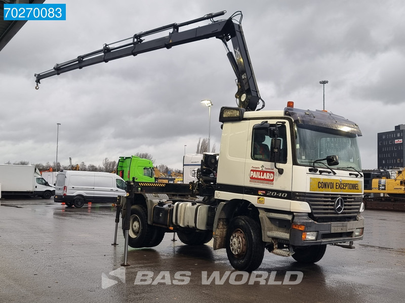 Mercedes-Benz Actros 2040 Actros 4X4 Manual 4x4 Big-Axle Full-Steel Hiab 1660-5 Kran 4x Stabilizers - Tracteur routier: photos 3 Mercedes-Benz Actros 2040 Actros 4X4 Manual 4x4 Big-Axle Full-Steel Hiab 1660-5 Kran 4x Stabilizers - Tracteur routier: photos 3