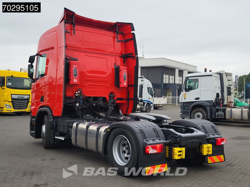 Scania R460 4X2 NEW! Retarder 2xTanks ACC LED Euro 6 - Tracteur routier: photos 2 Scania R460 4X2 NEW! Retarder 2xTanks ACC LED Euro 6 - Tracteur routier: photos 2