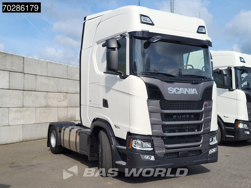 Scania S500 S 4X2 NEW! Retarder 2x Tanks Standklima ACC - Tracteur routier: photos 3 Scania S500 S 4X2 NEW! Retarder 2x Tanks Standklima ACC - Tracteur routier: photos 3