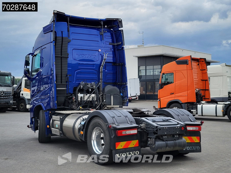Volvo FH 460 4X2 LNG! Full-Air Alcoa's LED Euro 6 - Tracteur routier: photos 2 Volvo FH 460 4X2 LNG! Full-Air Alcoa's LED Euro 6 - Tracteur routier: photos 2