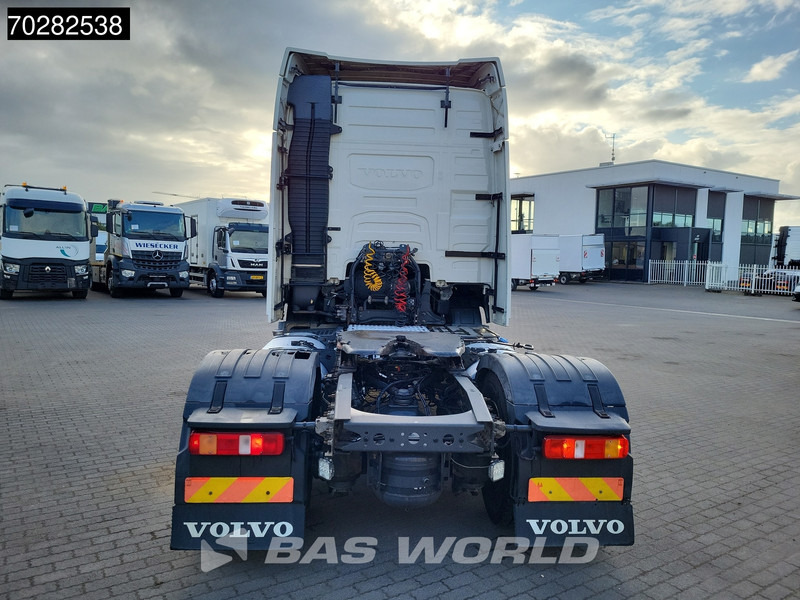 Volvo FH 460 4X2 VEB+ 2X Tanks ACC Euro 6 - Tracteur routier: photos 3 Volvo FH 460 4X2 VEB+ 2X Tanks ACC Euro 6 - Tracteur routier: photos 3