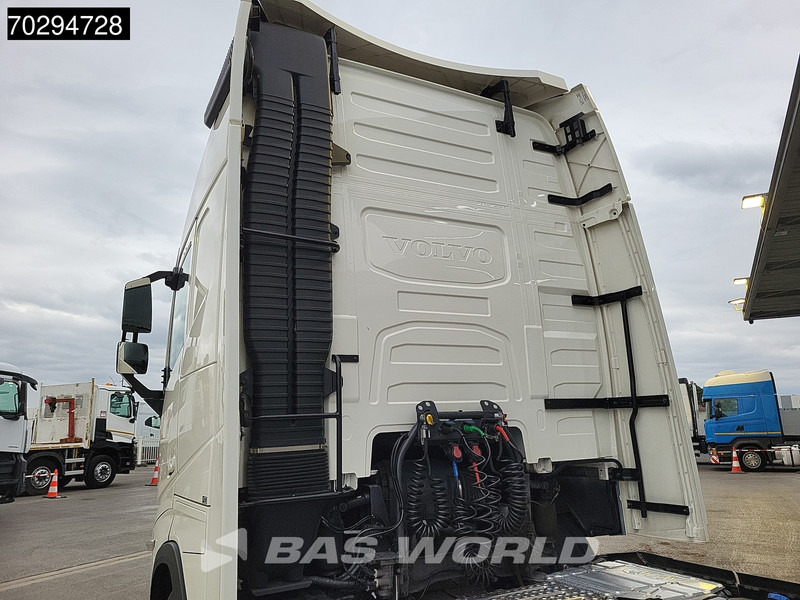 Volvo FH 500 FH 4X2 XL Retarder 2x Tanks LED I-ParkCool Euro 6 - Tracteur routier: photos 5 Volvo FH 500 FH 4X2 XL Retarder 2x Tanks LED I-ParkCool Euro 6 - Tracteur routier: photos 5