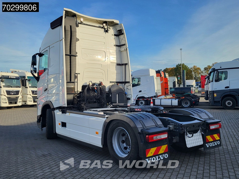 Volvo FH 500 FH 4X2 XL VEB+ 2x Tanks ACC LED ADR - Tracteur routier: photos 2 Volvo FH 500 FH 4X2 XL VEB+ 2x Tanks ACC LED ADR - Tracteur routier: photos 2