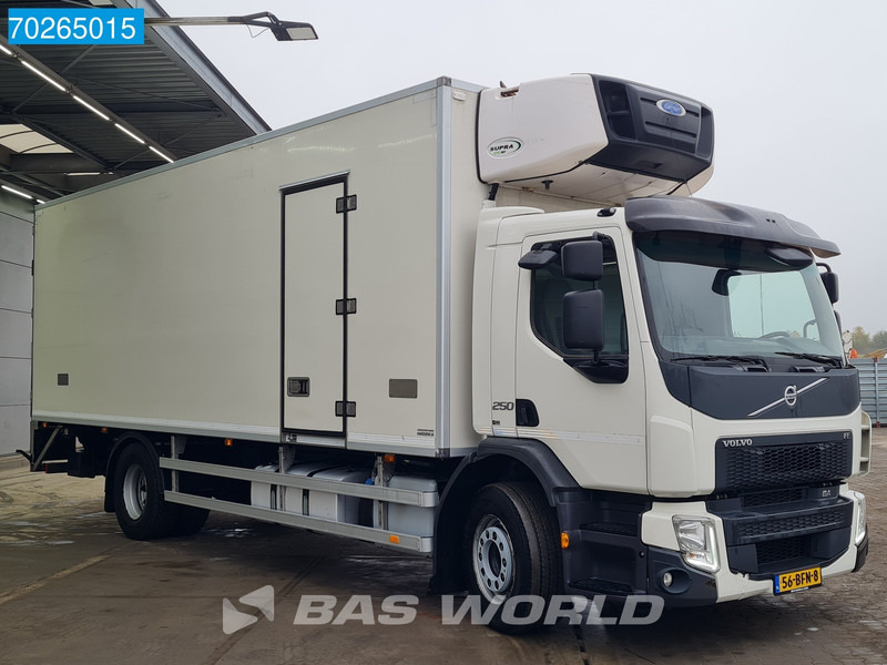 Volvo FE 250 4X2 19 Tonner NL-Truck Carrier Supra 1250 MT Euro 6 - Camion frigorifique: photos 3 Volvo FE 250 4X2 19 Tonner NL-Truck Carrier Supra 1250 MT Euro 6 - Camion frigorifique: photos 3