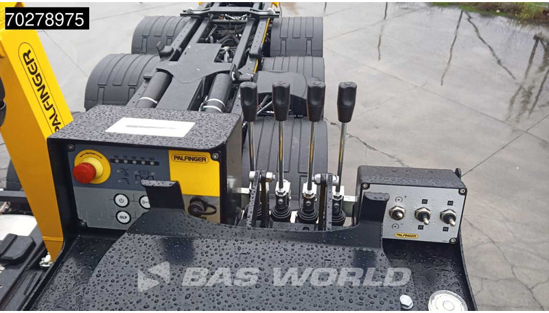 Camion ampliroll, Camion grue neuf Volvo FM 460 8X4 NEW! Palfinger Q200Z95TR HPLS Crane + HT 24 TEC Hooklift ACC LED: photos 11