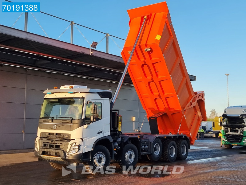 Volvo FMX 520 10X4 50T Payload | 28m3 Tipper | Mining dumper EURO3 VEB+ - Camion benne: photos 3 Volvo FMX 520 10X4 50T Payload | 28m3 Tipper | Mining dumper EURO3 VEB+ - Camion benne: photos 3