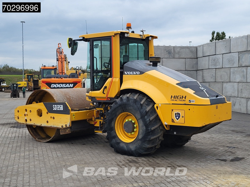 Volvo SD135 B A/C - Compacteur: photos 2 Volvo SD135 B A/C - Compacteur: photos 2