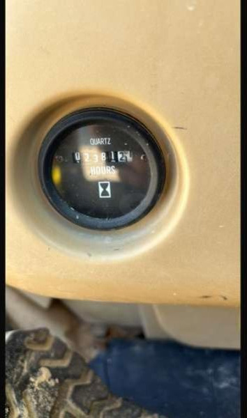 Pelle sur chenille Caterpillar 345B LME: photos 6