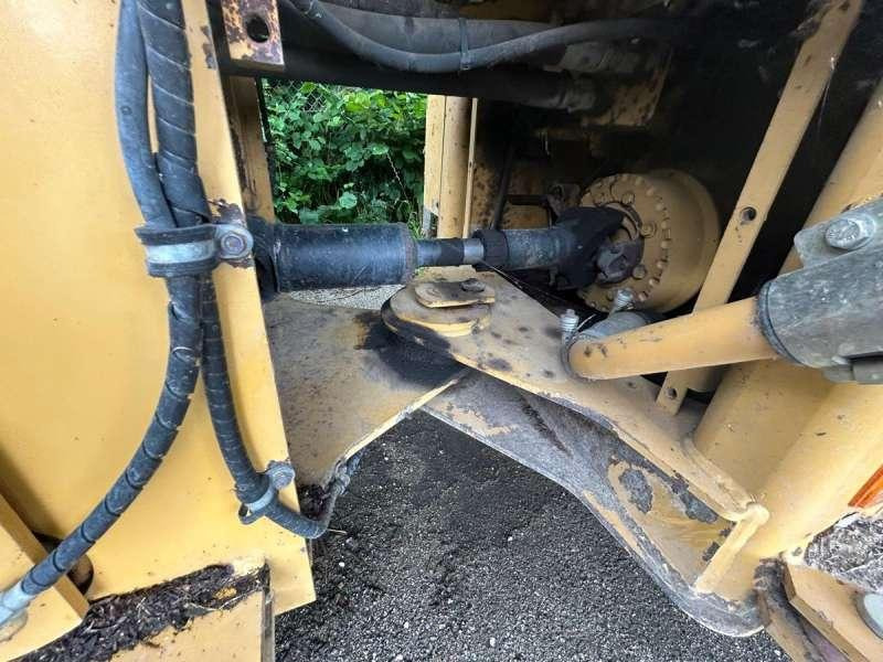 Chargeuse sur pneus Caterpillar 924G: photos 37