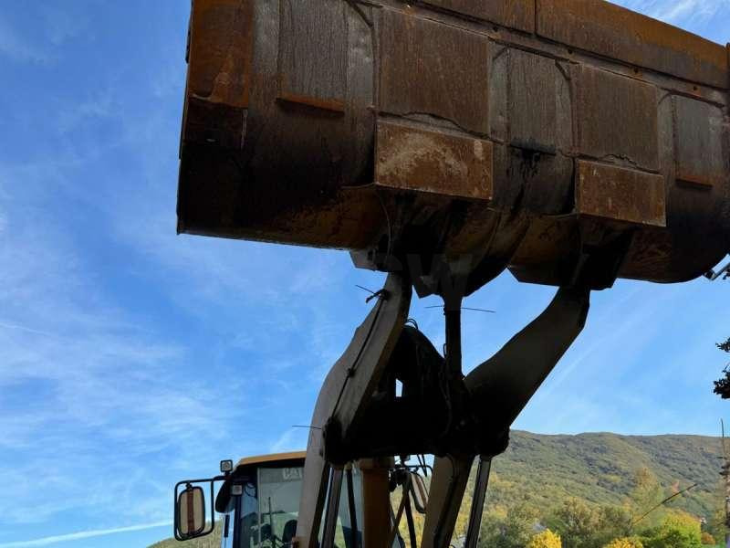 Chargeuse sur pneus Caterpillar 950G: photos 10