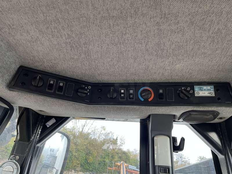 Caterpillar 962G — crédit-bail Caterpillar 962G: photos 30 Caterpillar 962G — crédit-bail Caterpillar 962G: photos 30