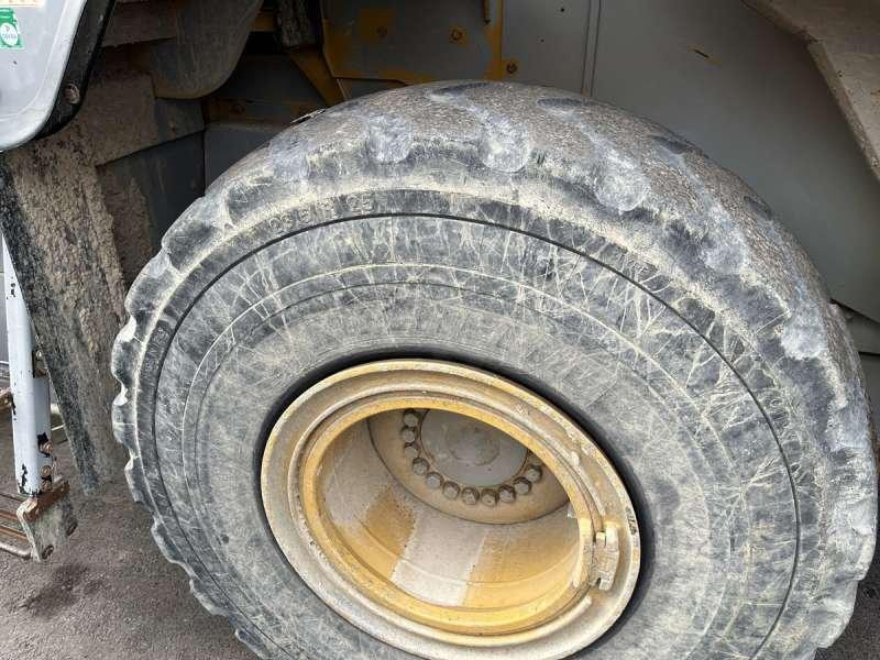 Chargeuse sur pneus Caterpillar Chargeur sur Pneus 962K: photos 17 Chargeuse sur pneus Caterpillar Chargeur sur Pneus 962K: photos 17