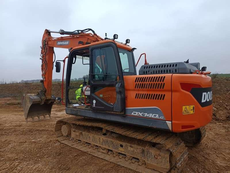 Doosan DX140LC-5 - Pelle sur chenille: photos 4 Doosan DX140LC-5 - Pelle sur chenille: photos 4