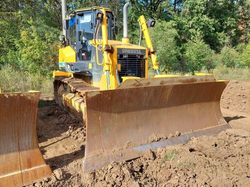Dressta TD-15M SERIES2 - Bulldozer: photos 2 Dressta TD-15M SERIES2 - Bulldozer: photos 2